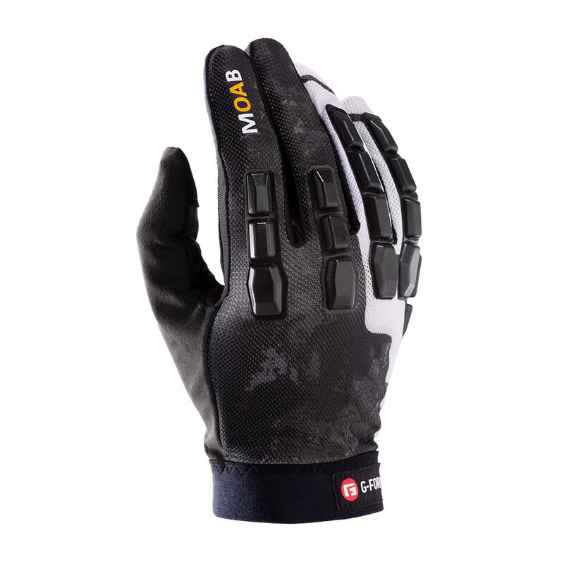 G-Form Moab Trail Glove (Black / White)
